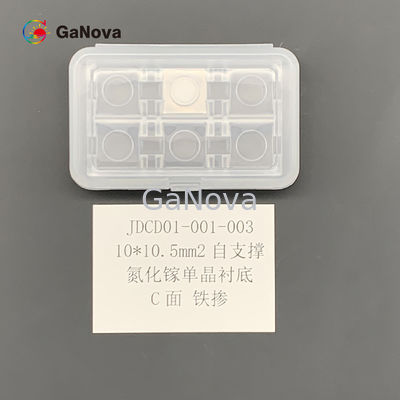 10*10,5mm2 C-Face Fe-Doped SI-Type Free-Standing GaN Single Crystal Substrate Macro Defect Densità 0cm−2 TTV ≤ 10 μm Resistenza 106 Ω·Cm Dispositivi RF Wafer